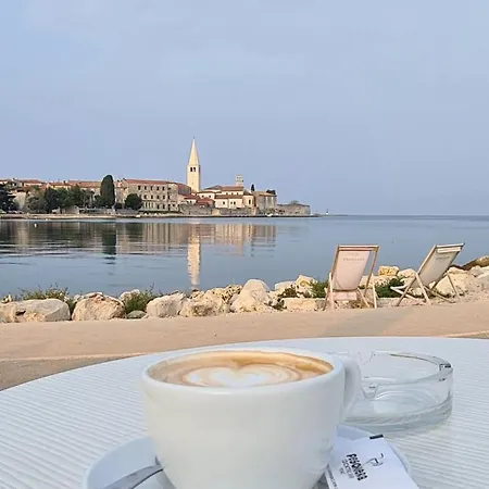 App Karmen With Privat Parking Apartamento Poreč