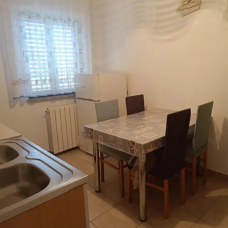 App Karmen With Privat Parking Apartmán *