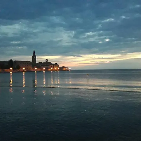 App Karmen With Privat Parking Porec