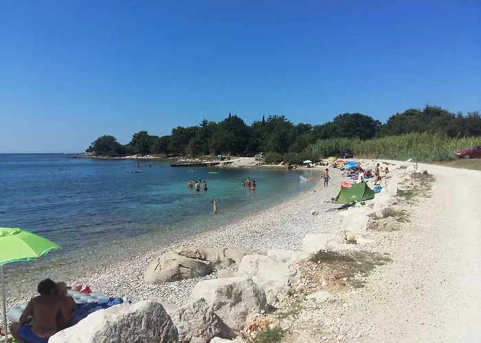 App Karmen With Privat Parking * 포레치